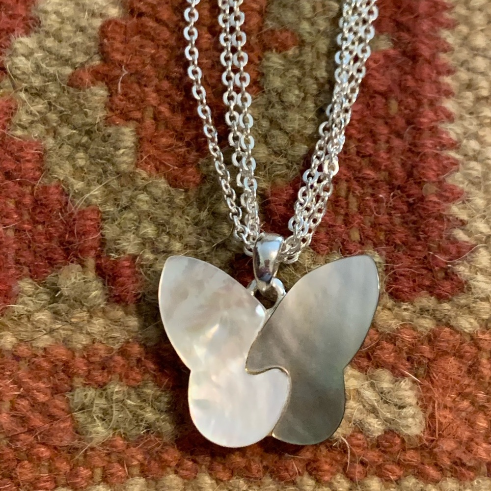 Boho Shell Butterfly Pendant Necklace - Picture 8 of 13
